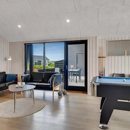 Spacious W Game & Terrace Sj107