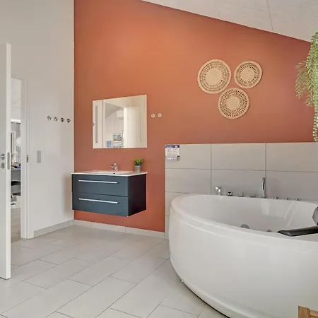 Spacious W Game & Terrace Sj107 Semesterbostad *