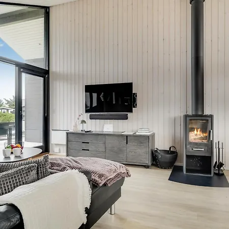 Spacious W Game & Terrace Sj107 Semesterbostad Harboør