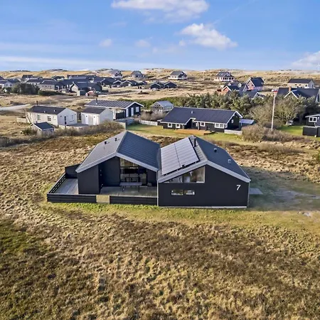 Spacious W Game & Terrace Sj107 Semesterbostad *
